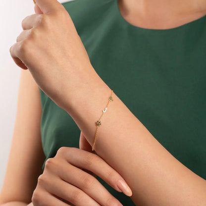 Brugerdefineret armbånd med laterale initialer